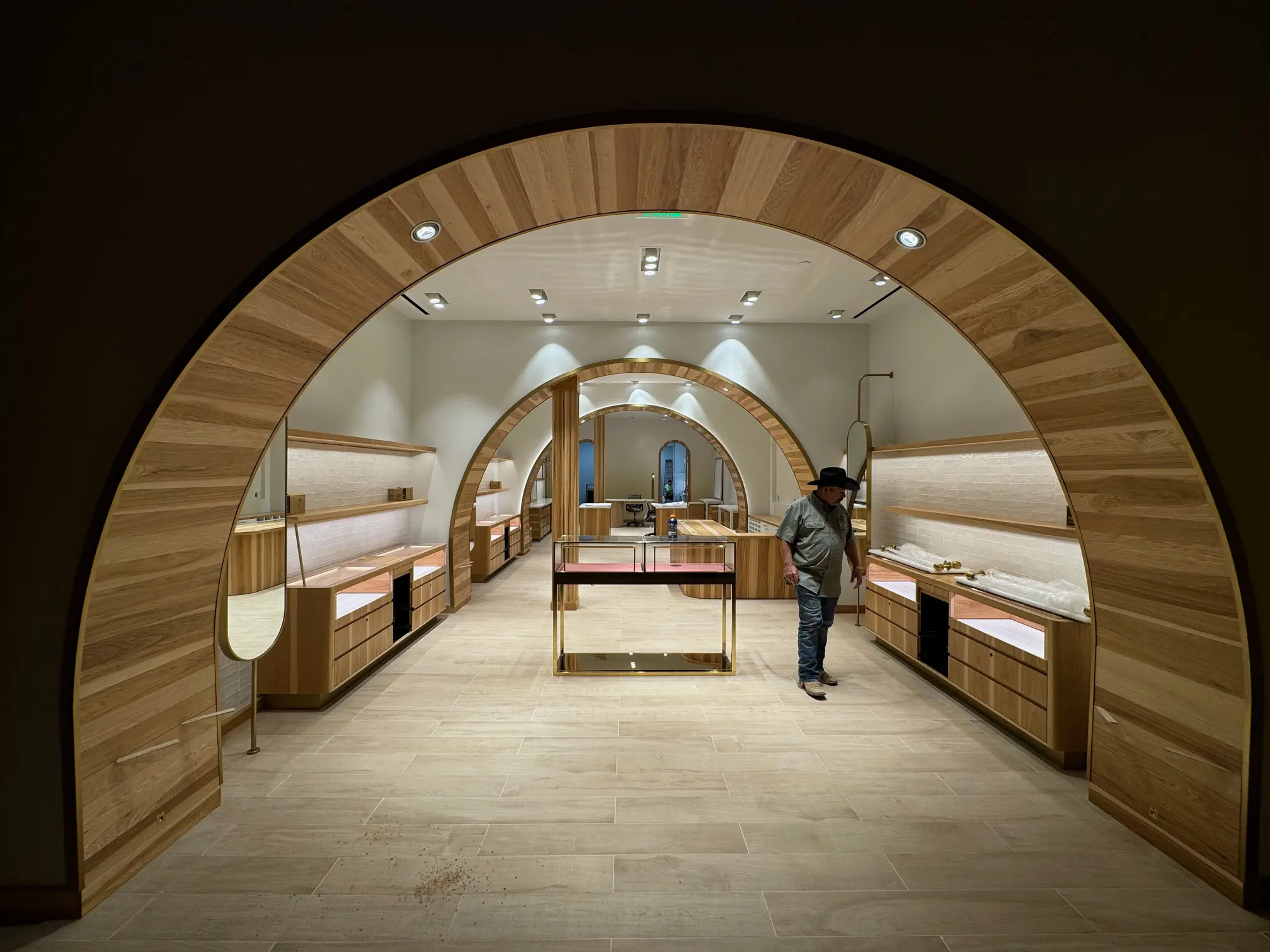 Kendra Scott - Peach Tree, GA 4Kendra Scott - Peach Tree, GA 4