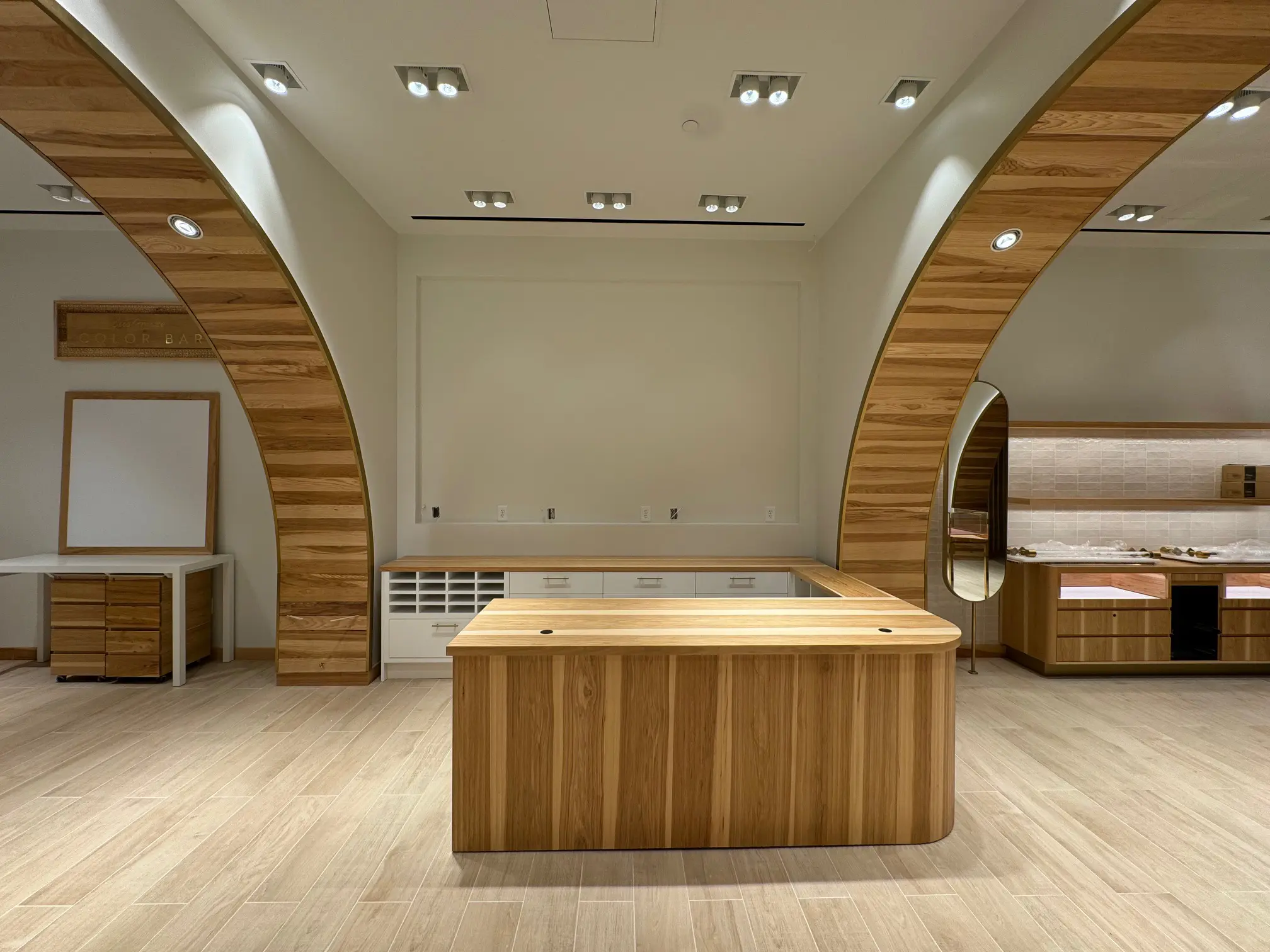 Kendra Scott - Peach Tree, GA 7