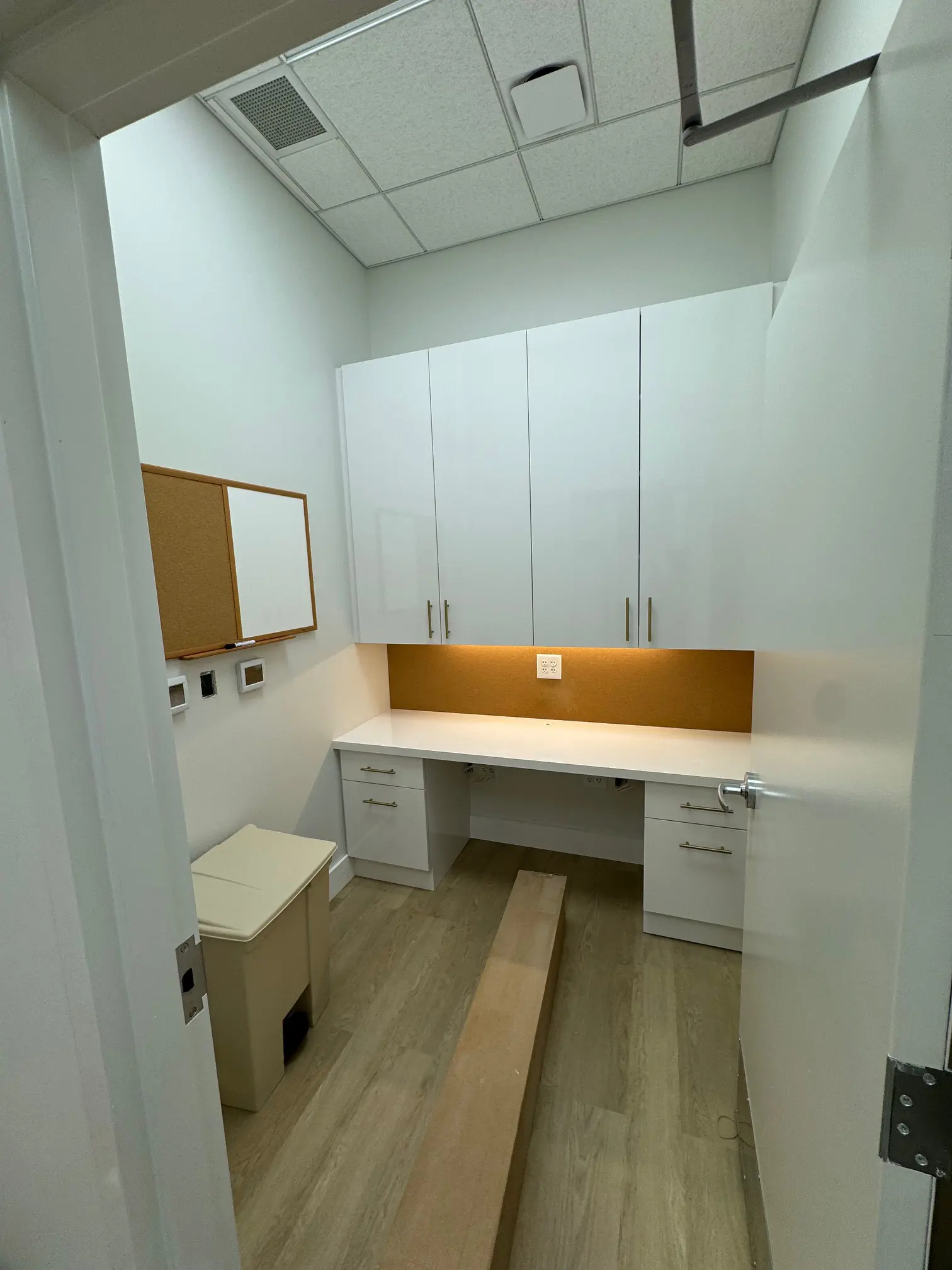 Kendra Scott - Peach Tree, GA 13